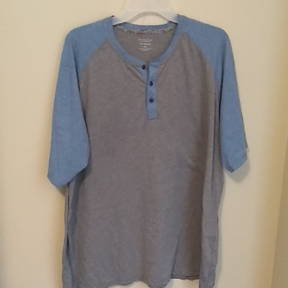 RoundTree &Yorke shirt